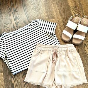 Wild Honey Cream Shorts